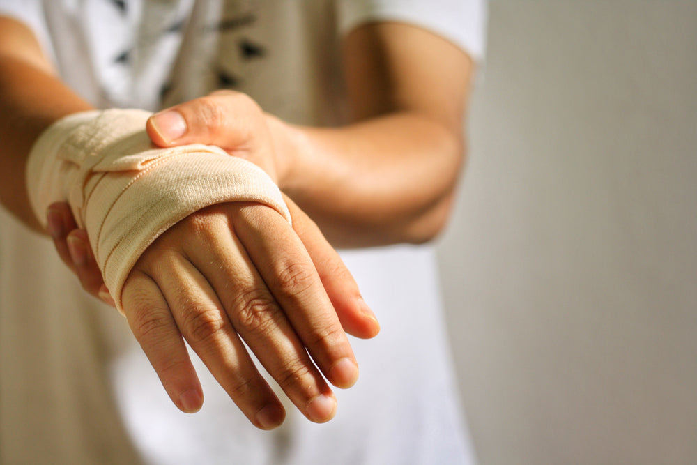 How to Strap Your Wrist After Injury