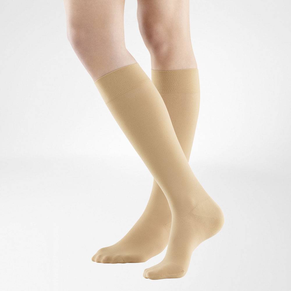 VenoTrain Micro Compression Stockings, Knee High, Class 1, Closed Toe, Caramel