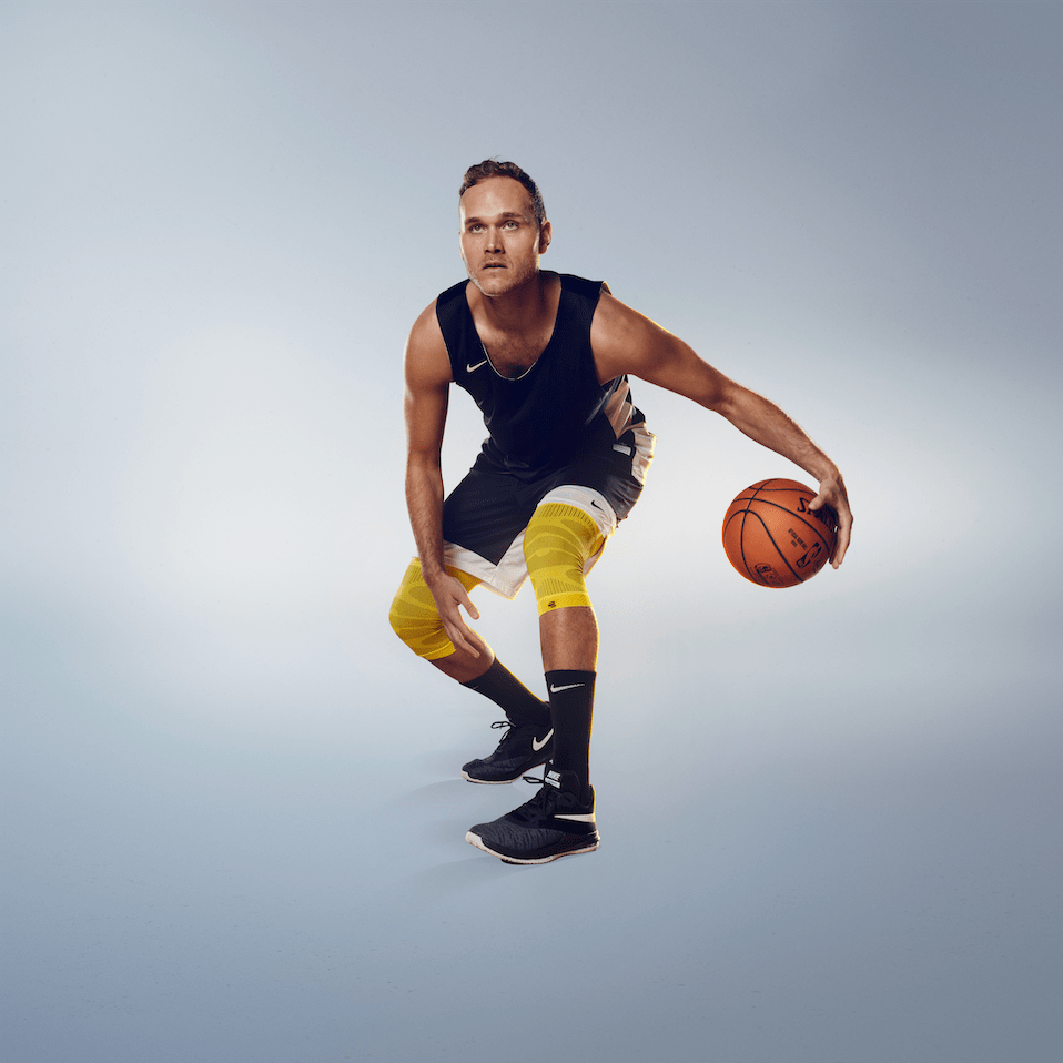 NBA Shooting Arm Sleeve Black : : Sports & Outdoors
